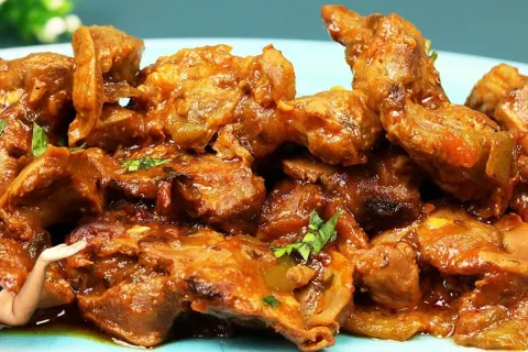 Moela na panela de pressão, um prato suculento e rápido, que