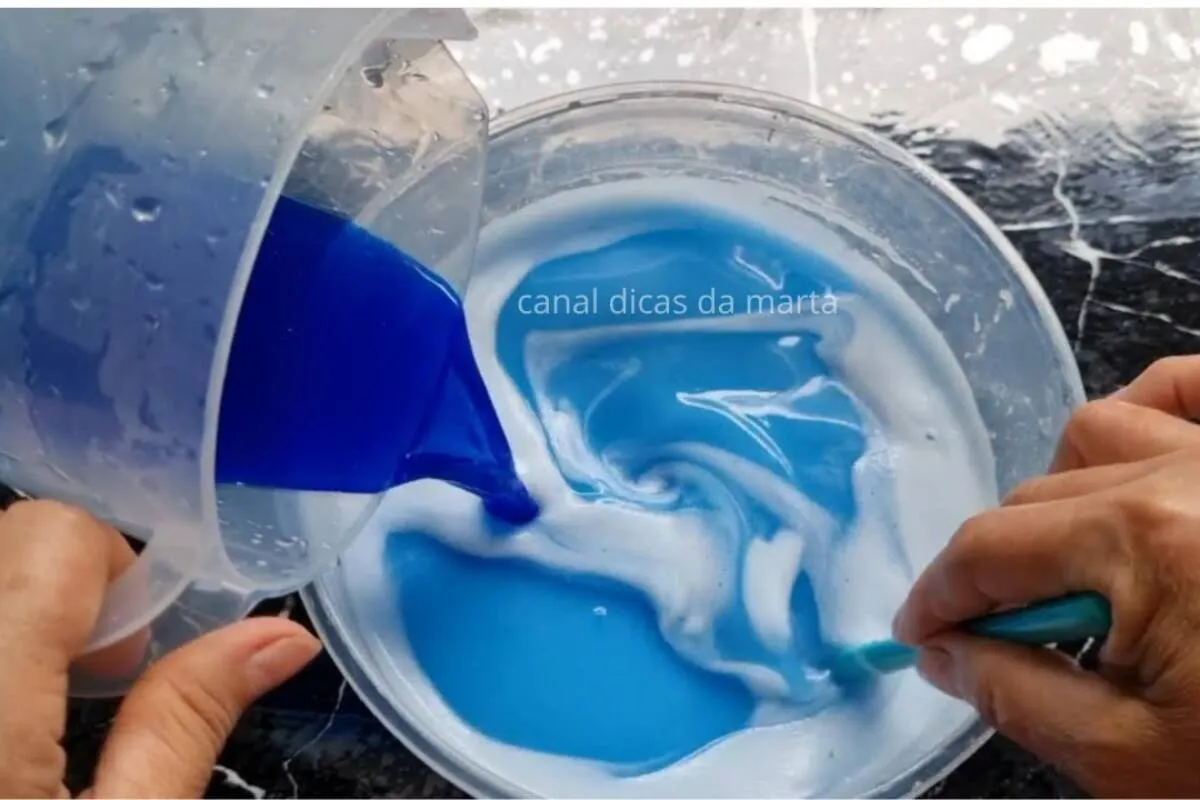 Amaciante caseiro concentrado e perfumado: super fácil de fa