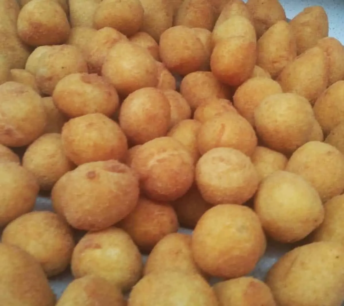 Aprenda a fazer a coxinha de 3 ingredientes que é um sucesso