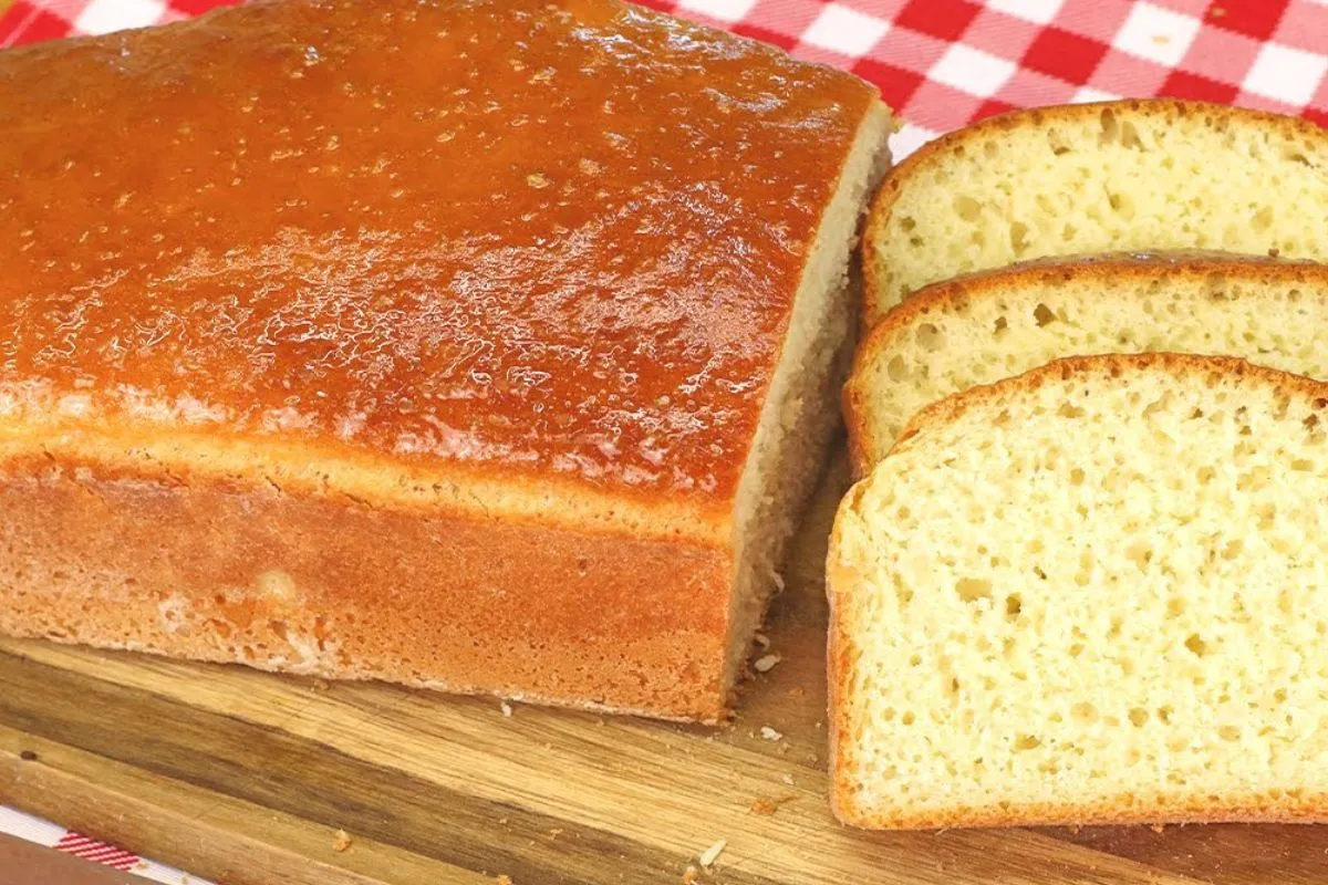 Aprenda a fazer pão caseiro sem sovar para o café da manhã