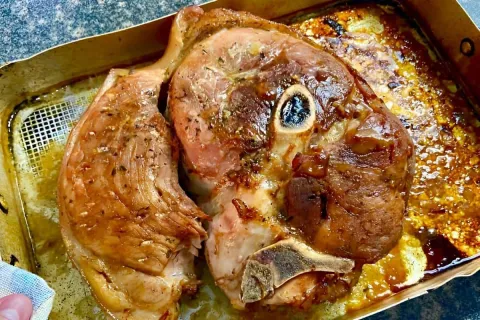 Aprenda a fazer um delicioso pernil assado para  ano novo