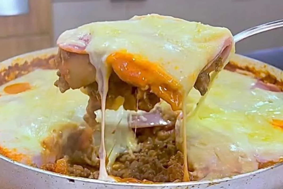 Aprenda a fazer uma lasanha de frigideira que fica pronta ra