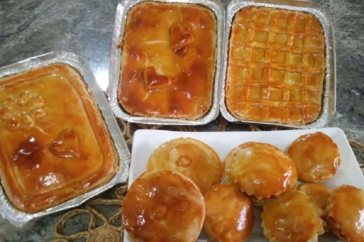 Aprenda com uma cozinheira profissional como fazer uma massa