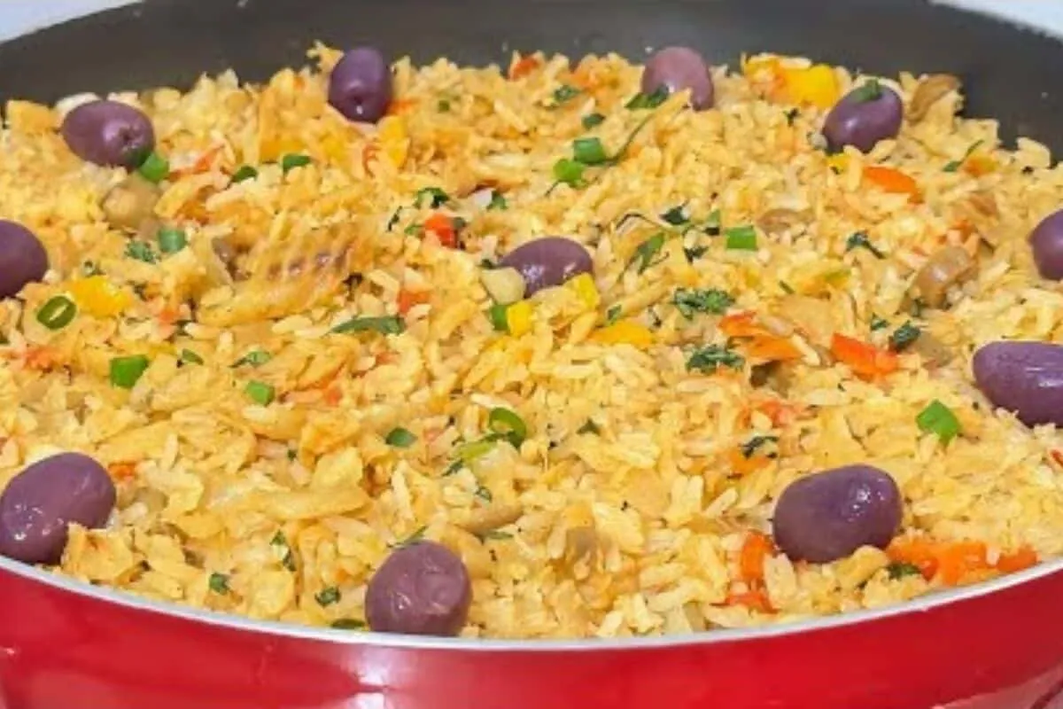 Arroz com bacalhau: o prato completo e delicioso que é ideal