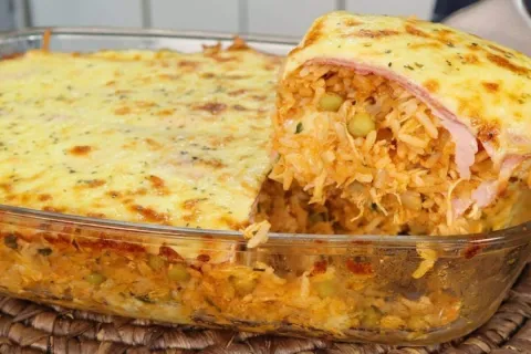 Arroz de forno completo: você aproveita tudo e cria um prato