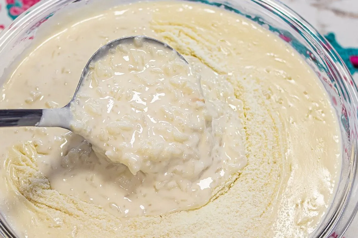 Arroz doce cremoso tradicional: sobremesa caseira que lembra