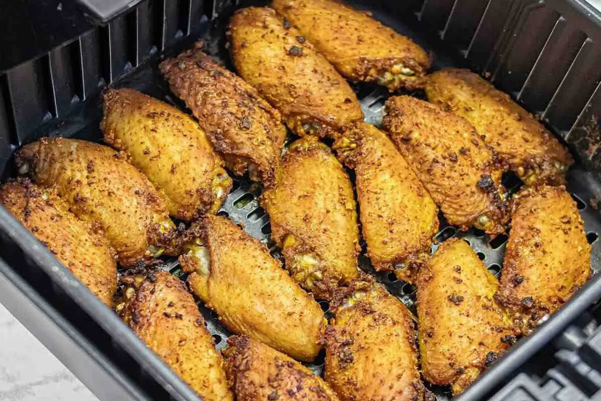 Asinha de frango crocante na air fryer com um molho incrível