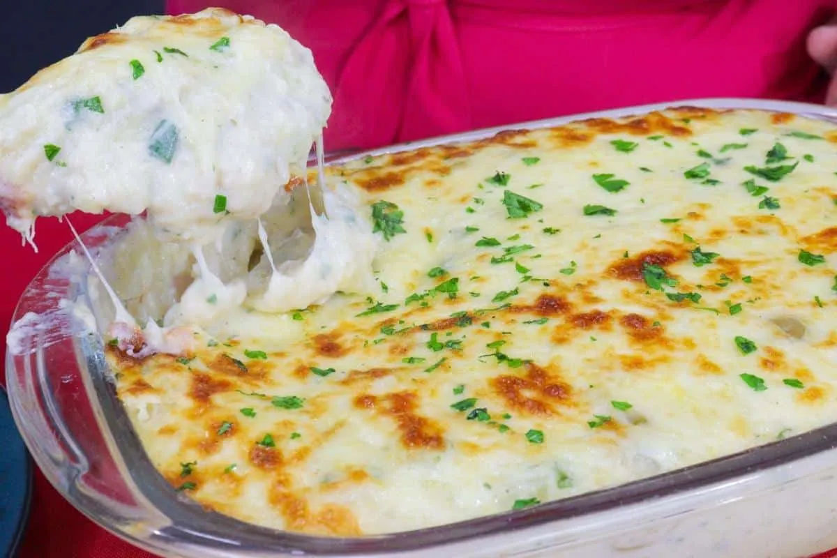 Bacalhau cremoso na travessa: delicioso e fácil de fazer par