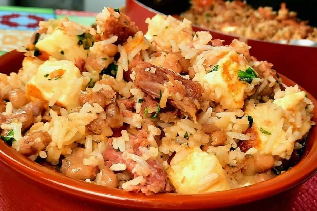Baião de dois, uma receita deliciosa e muito bem temperada,