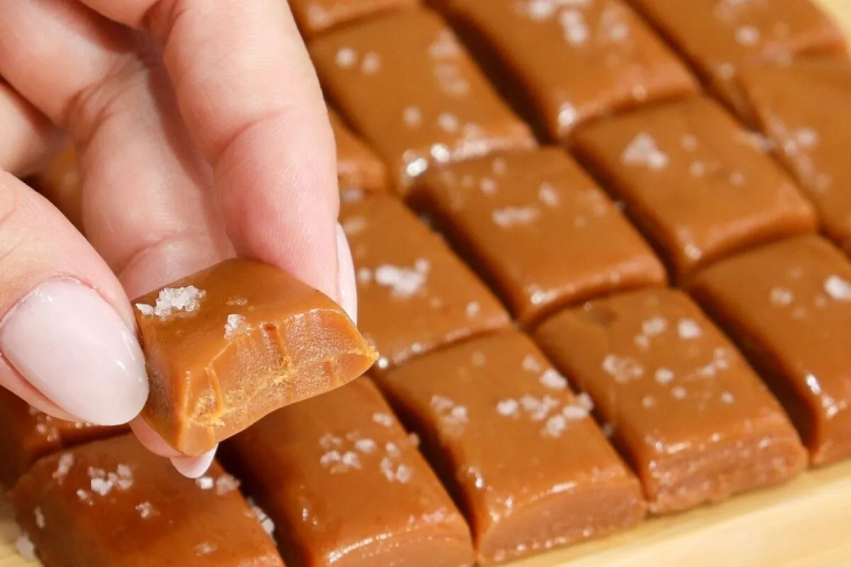 Bala de caramelo macia e cremosa que derrete e não vontade d