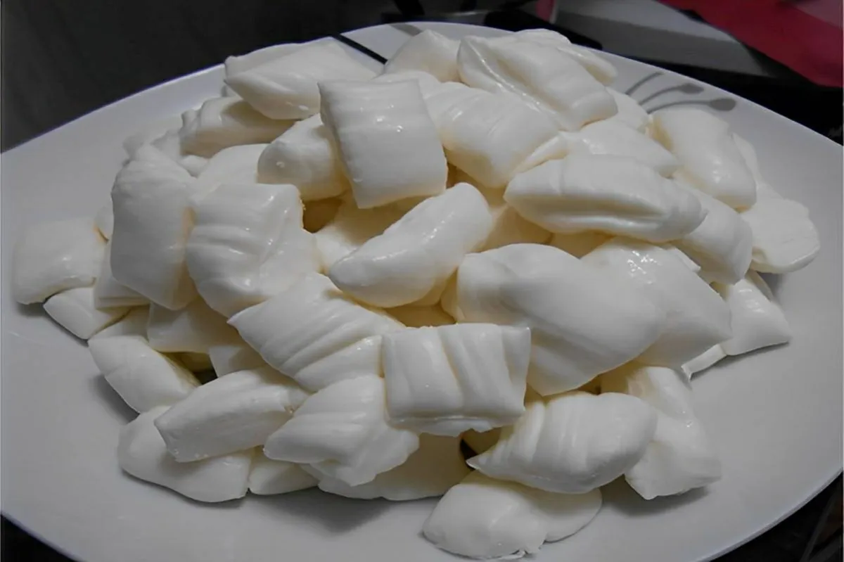 Bala de coco uma receita deliciosa para relembrar o sabor da