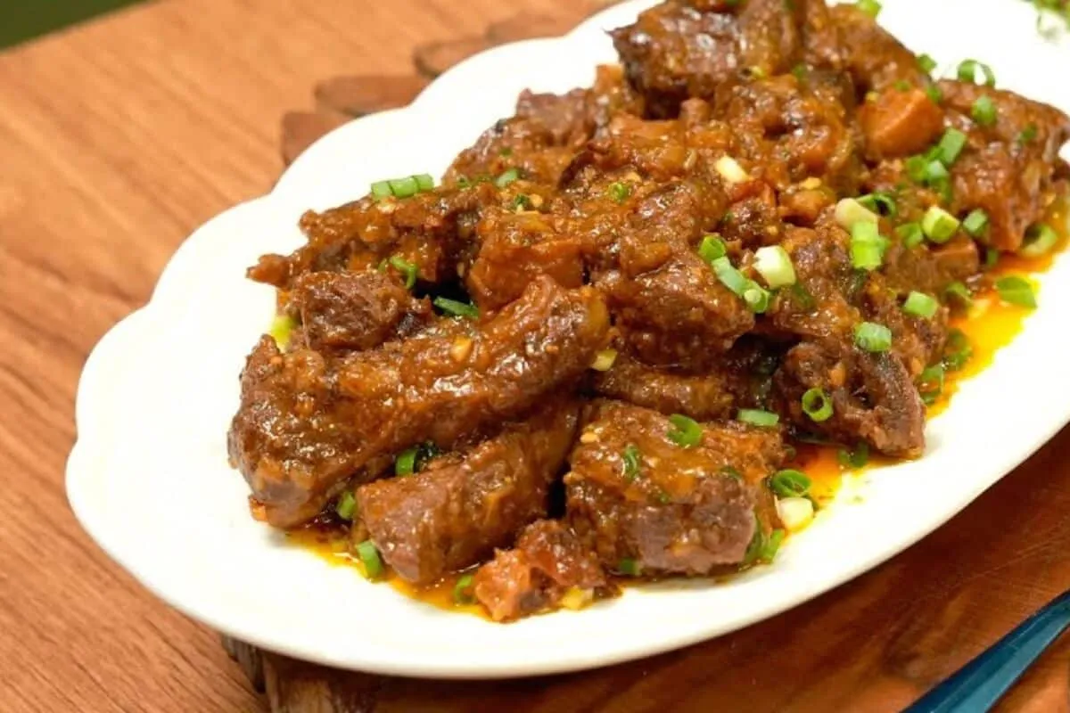 Bananinha na panela de pressão suculenta e temperada do jeit