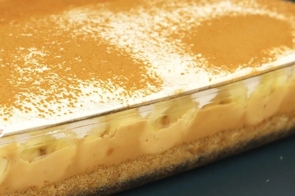 Banoffee na travessa super fácil, cremosa e sem mistério, um