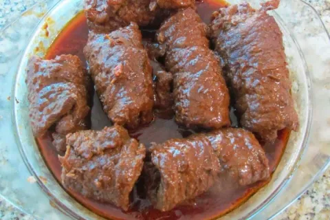 Bife a rolê igualzinho de restaurante molhadinho e suculento