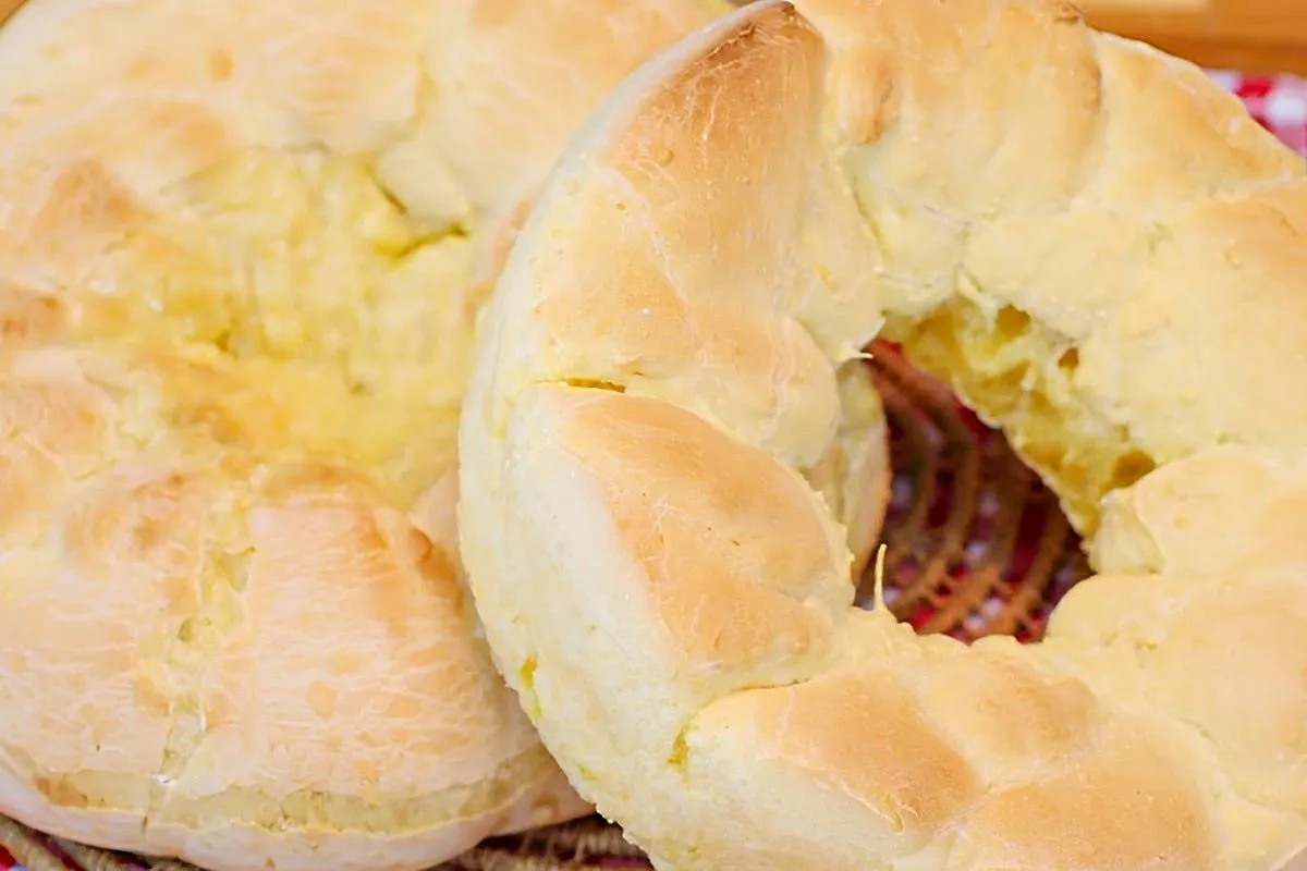 Biscoitão de polvilho assado delicioso e perfeito para servi