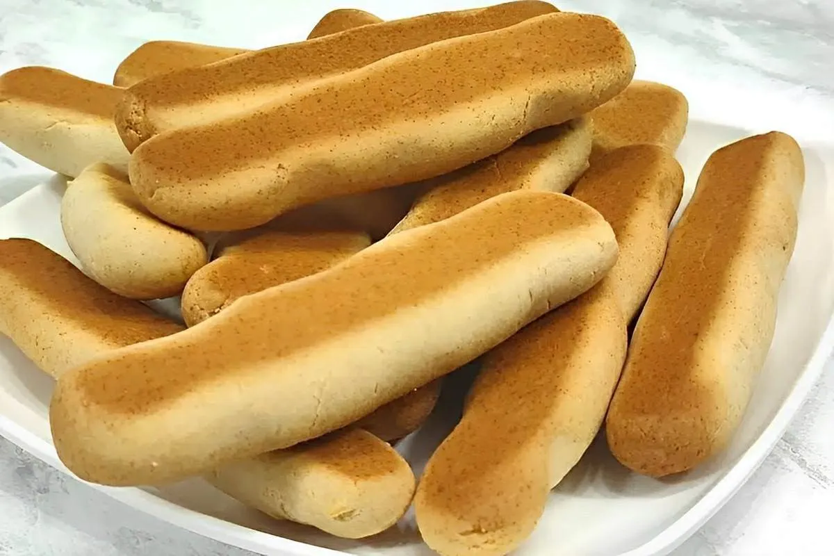 Biscoitinho caseiro delicioso feito com apenas 2 ingrediente