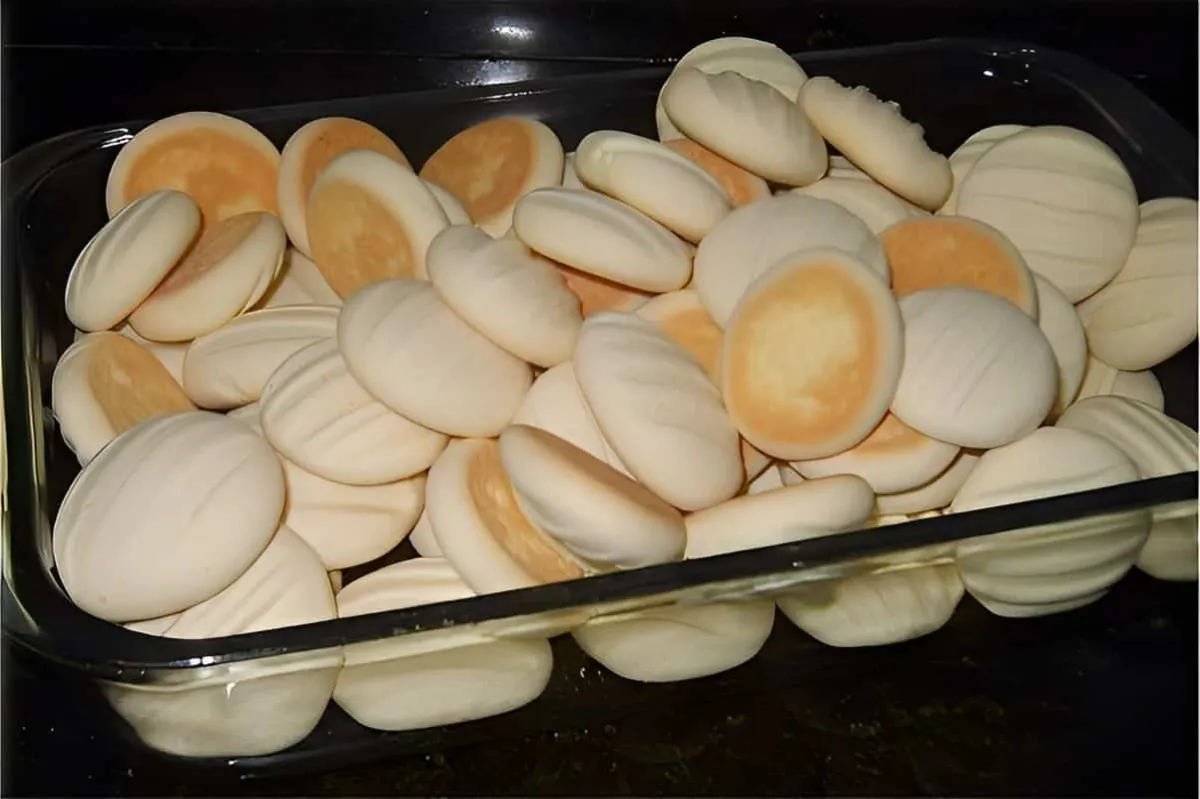 Biscoitinho de leite condensado que derrete na boca muito fá