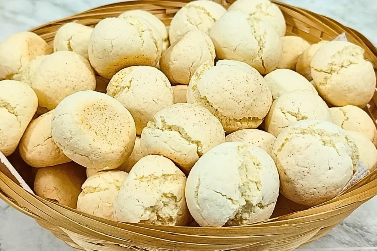 Biscoitinho de polvilho de coco: só uma receita rende bastan