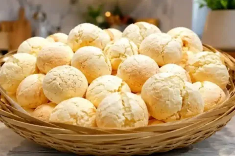 Biscoitinhos de coco divinos feitos com amido de milho que d
