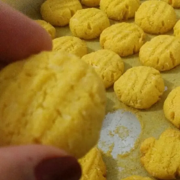 Biscoitinhos de Fubá com Coco