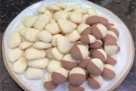 Biscoito de leite ninho que derrete na boca feito com poucos