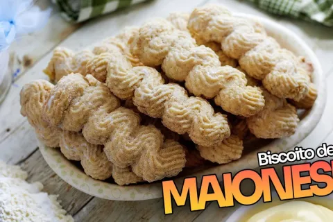Biscoito de maionese crocante que derrete na boca, receita p