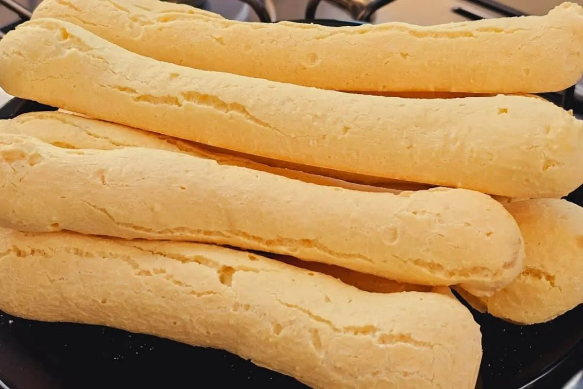 Biscoito de polvilho assado de padaria: receita sem glúten e