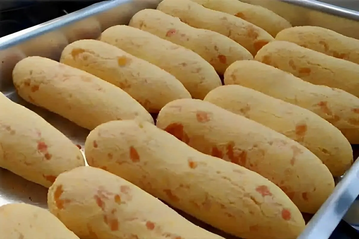 Biscoito de polvilho assado mineiro perfeito para servir com