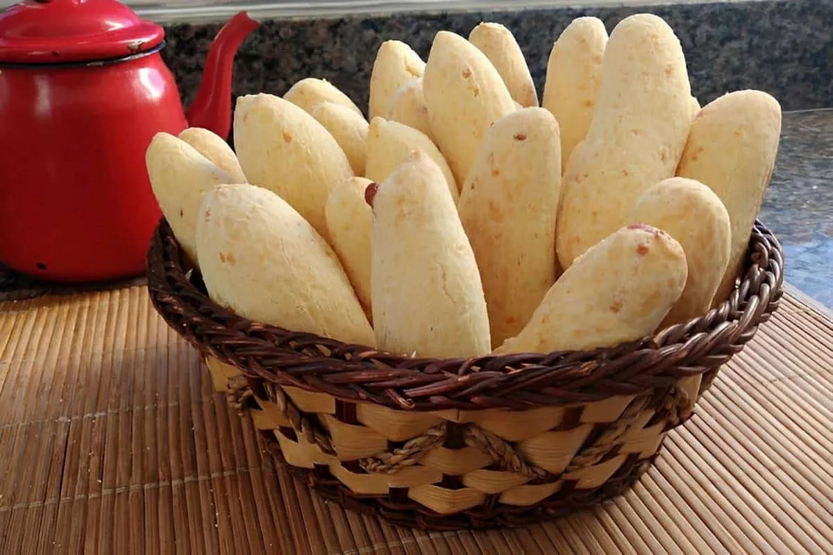 Biscoito de polvilho assado receita que aprendi em Minas uma