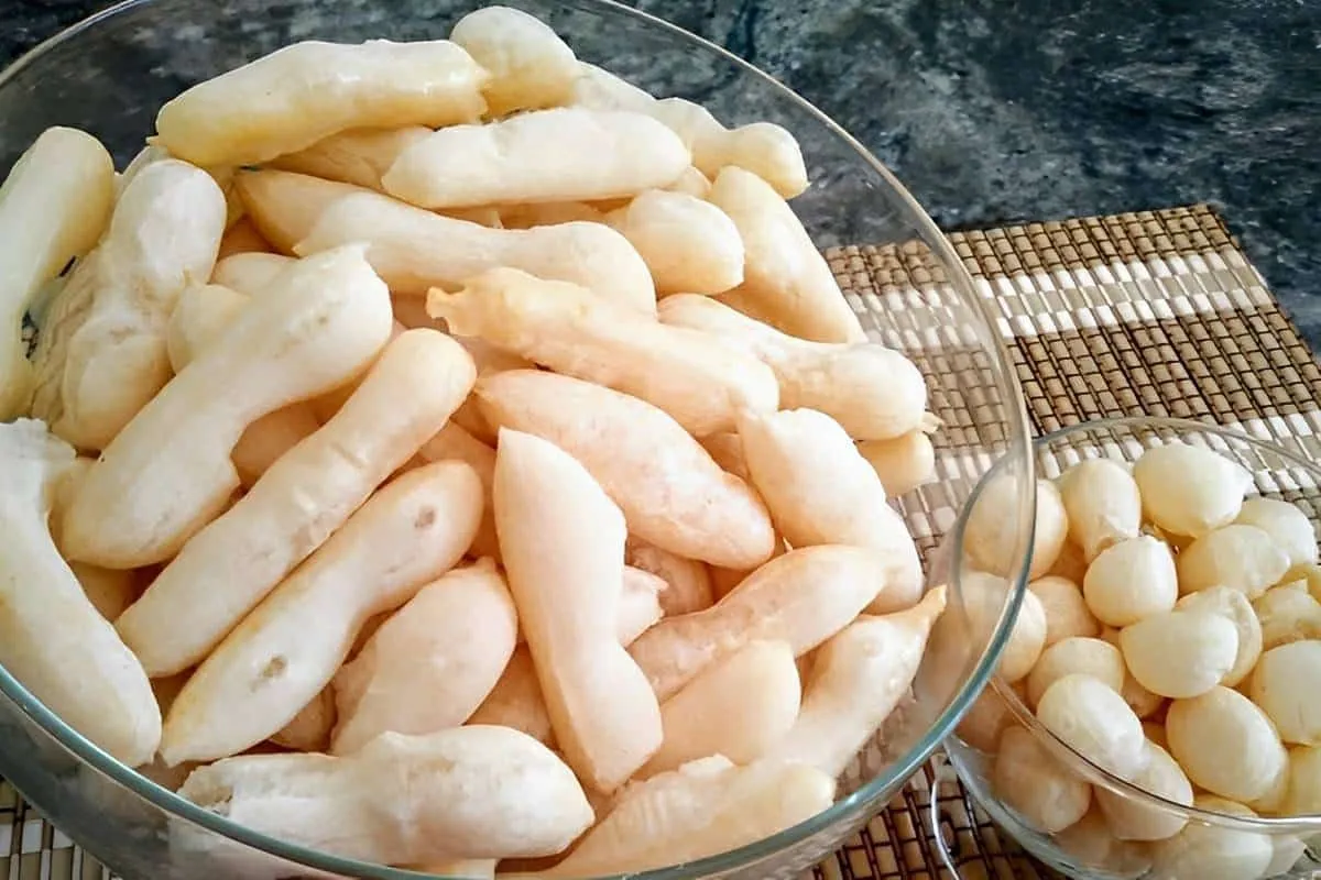 Biscoito de polvilho caseiro assado no forno super crocante