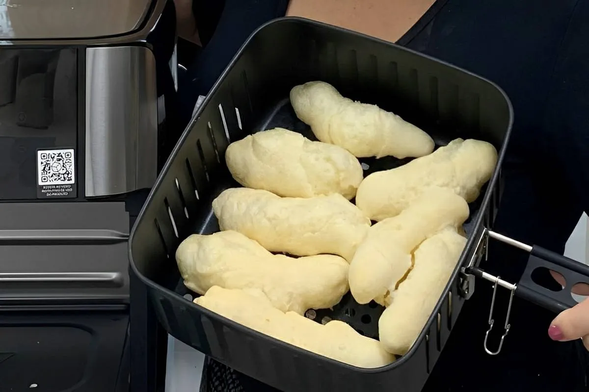 Biscoito de polvilho na AirFryer muito fácil e delicioso per