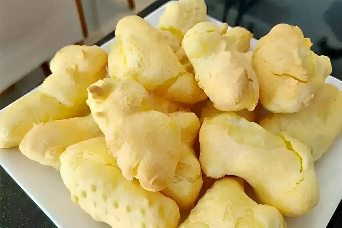 Biscoito de polvilho na AirFryer sequinho delicioso e não es