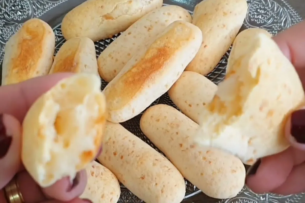 Biscoito de tapioca crocante e macio por dentro: ótimo com u