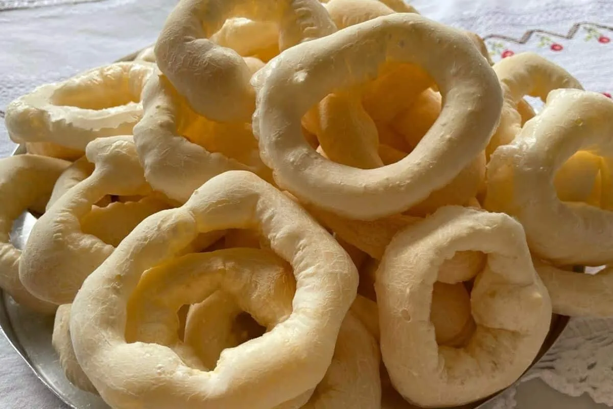 Biscoito de vento crocante e econômico, sem glúten nem lacto