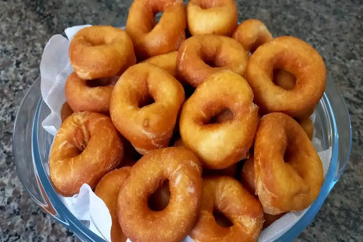 Biscoito frito de farinha de trigo da vovó: ótimo para servi