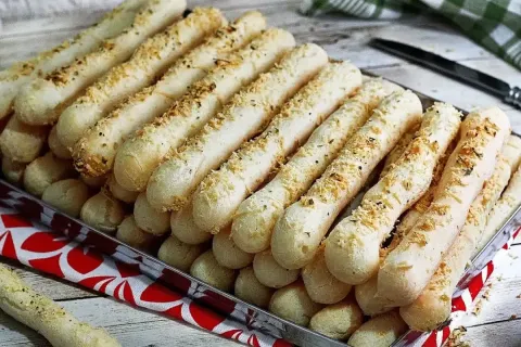 Biscoito mineiro temperado: feito com polvilho e um segredin