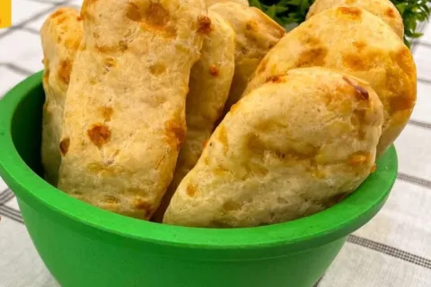 Biscoito sem glúten de queijo, para você assar rapidamente n