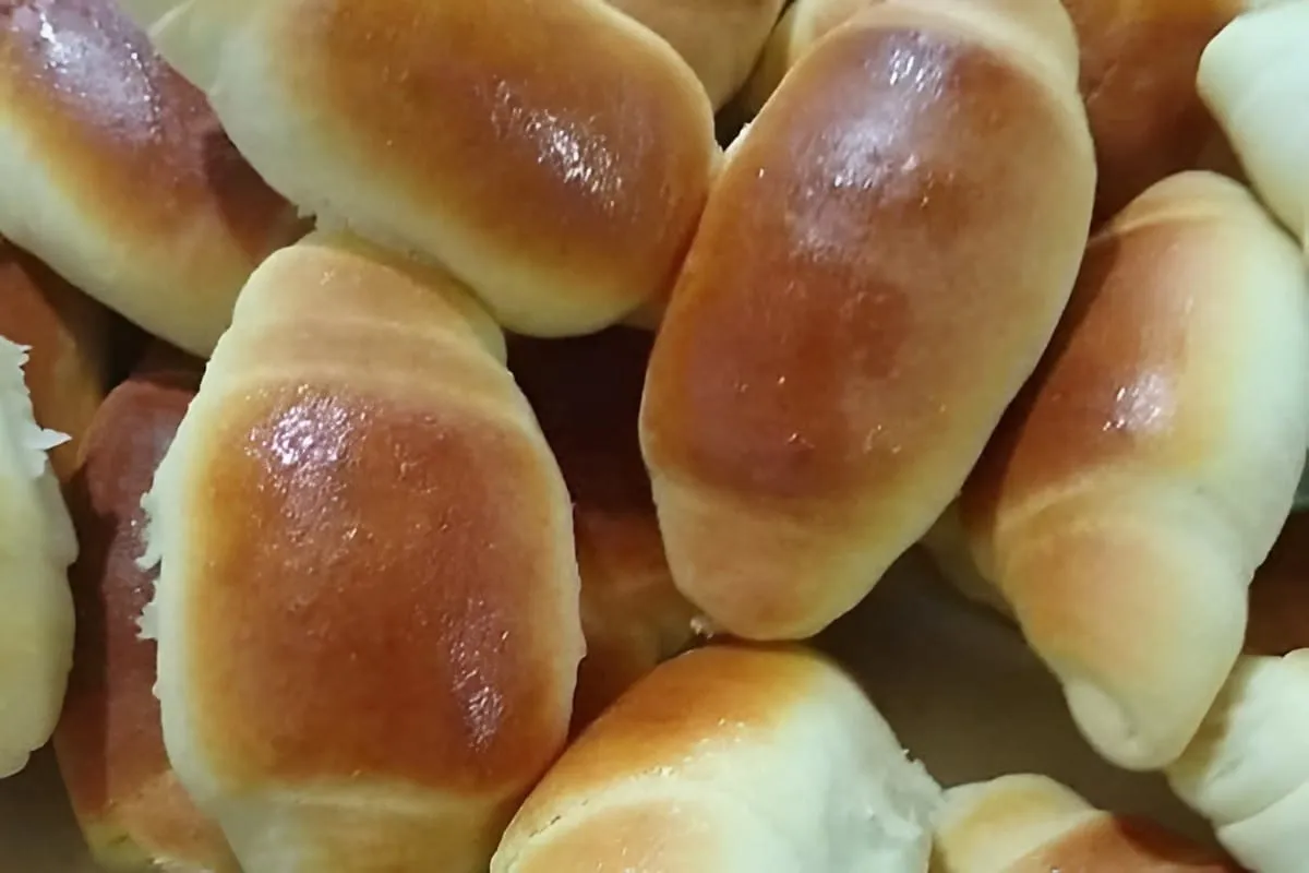 Bisnaguinha caseira ou pão de leite caseiro igual a vendida
