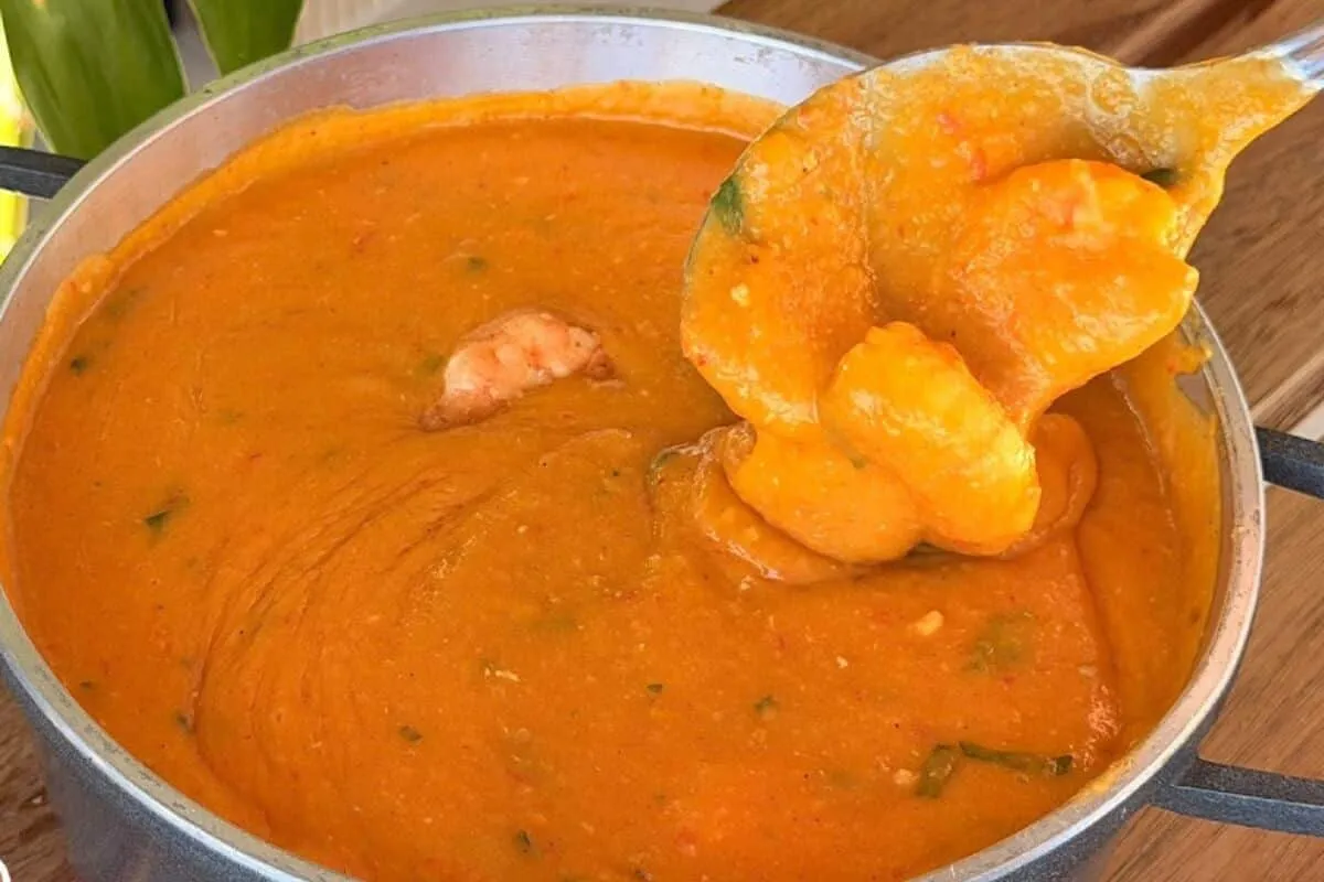 Bobó de camarão: um clássico da culinária brasileira que é i