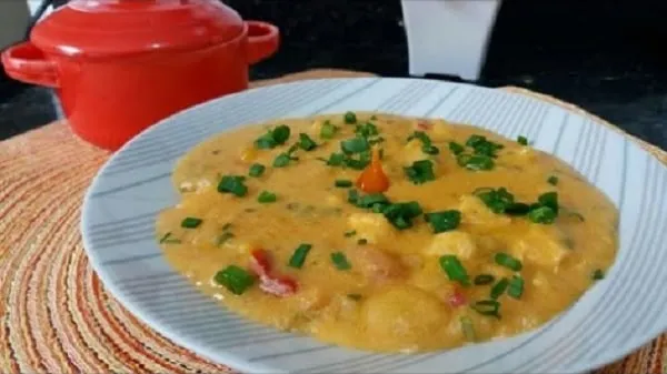 Bobó de Frango com Mandioca