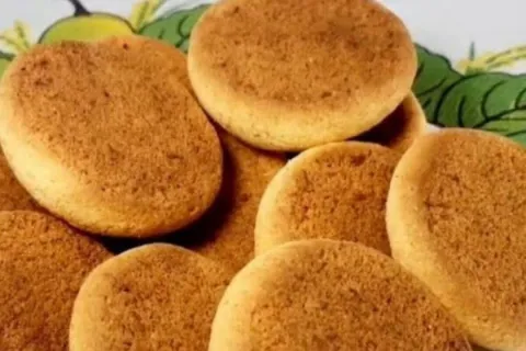 Bolacha de fubá sem trigo e sem glúten, que derrete na boca 