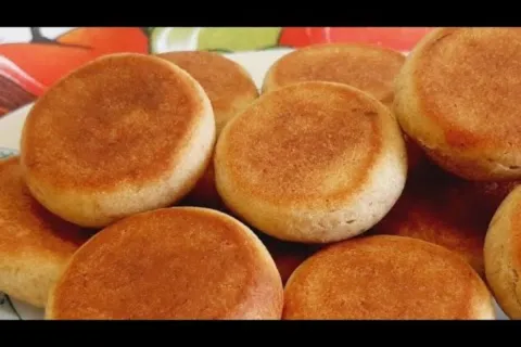 Bolacha de fubá sem trigo e sem lactose, que fica deliciosa 