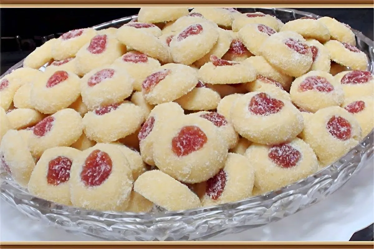 Bolachinha amanteigada de confeitaria que derrete na boca e