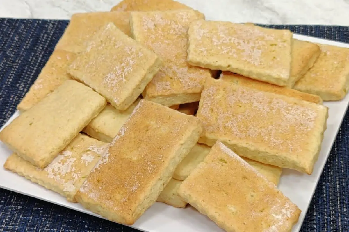 Bolachinha de laranja com sabor caseiro e aroma delicioso, p