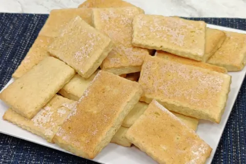 Bolachinha de laranja com sabor caseiro e aroma delicioso, p