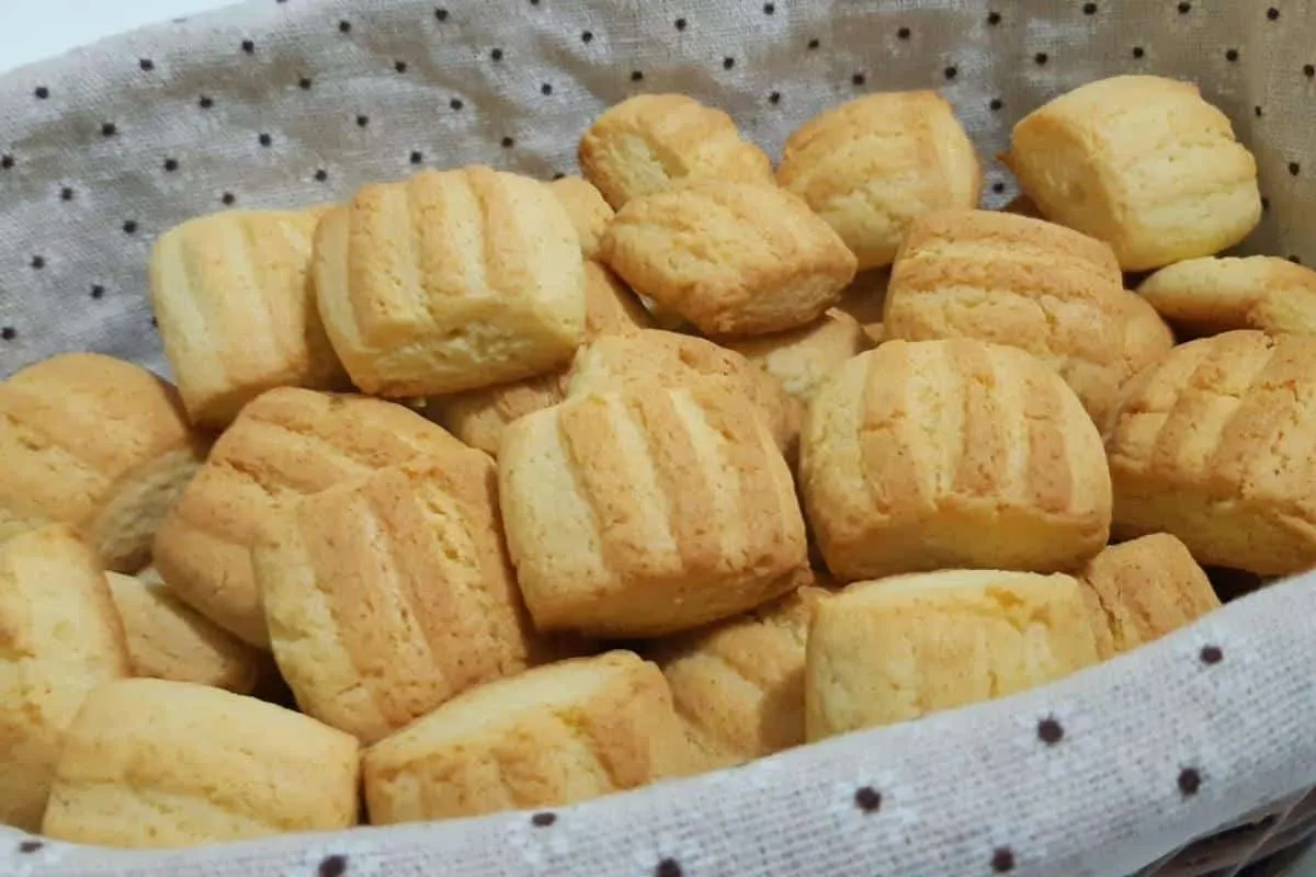 Bolachinha de nata da vovó rende para comer a semana toda