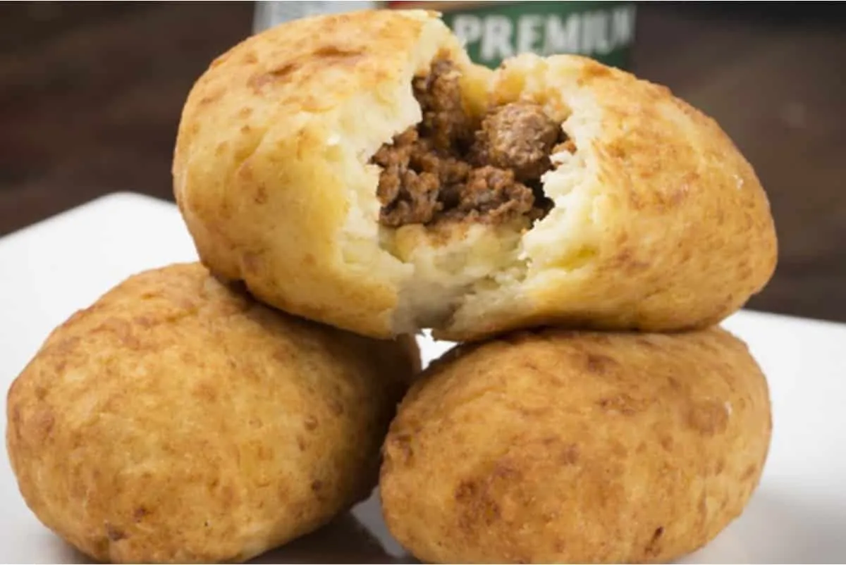 Bolinho de batata com carne moída receita tradicional igual