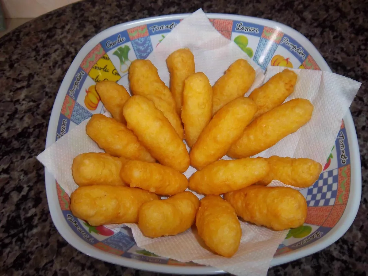 Bolinho de Batata com Queijo