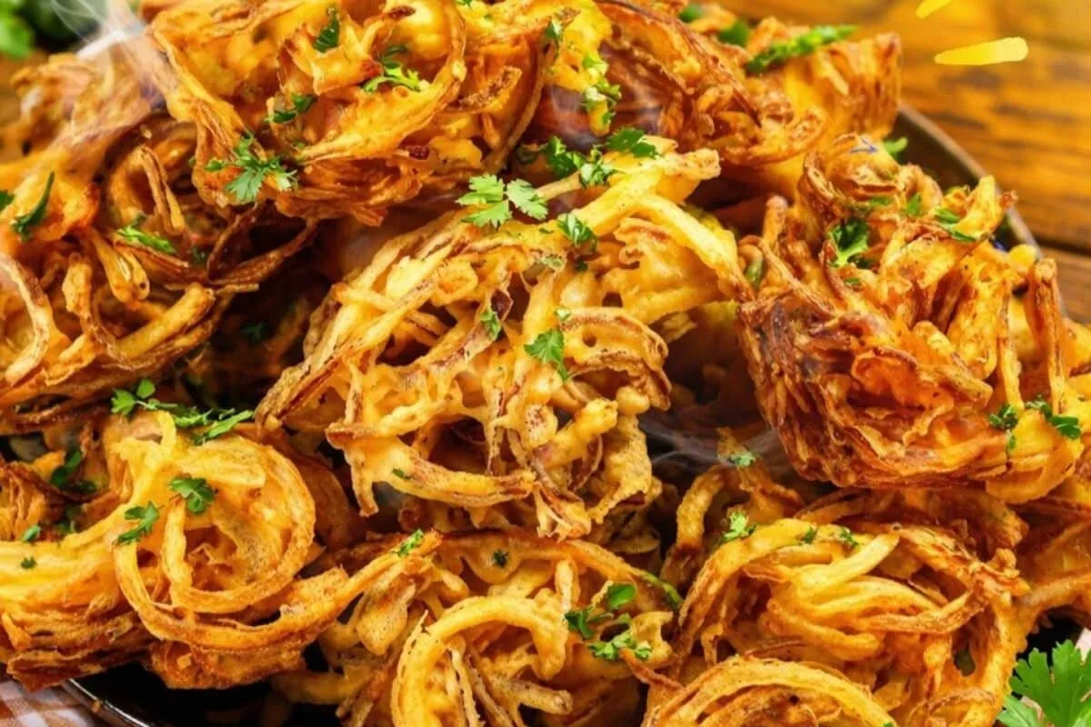 Bolinho de cebola super sequinho e crocante por fora, um pet