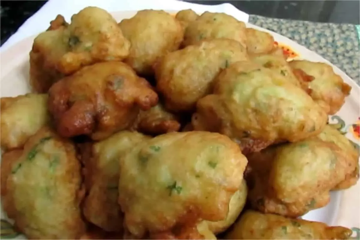 Bolinho de chuchu leve e muito saboroso: essa receita você v